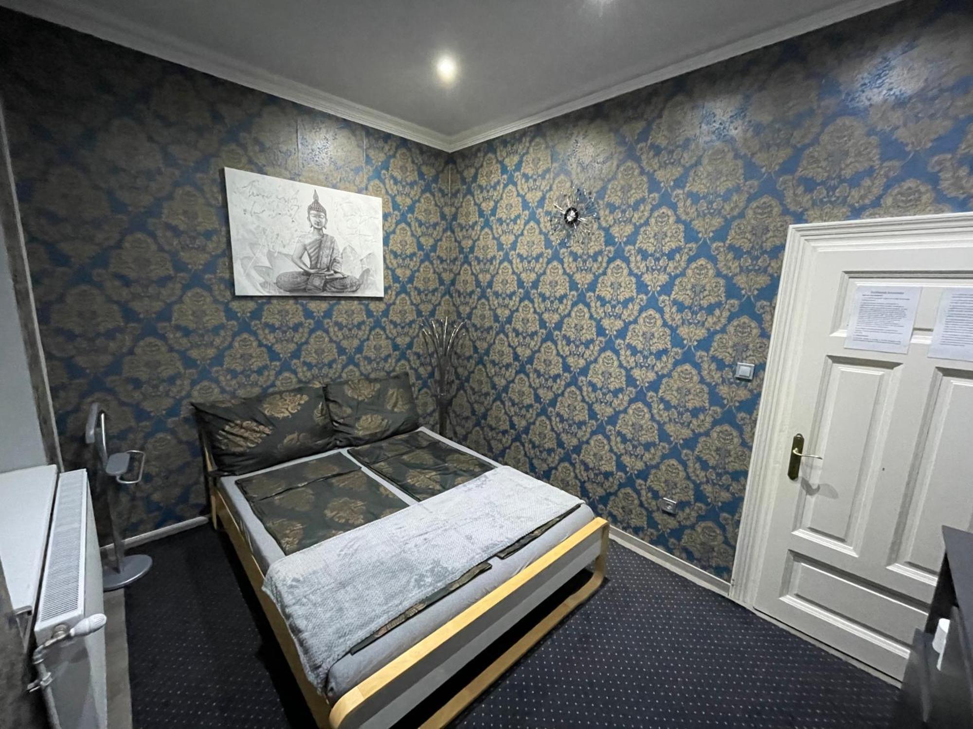 Hostel Rooms เดเบรตเซน ภายนอก รูปภาพ
